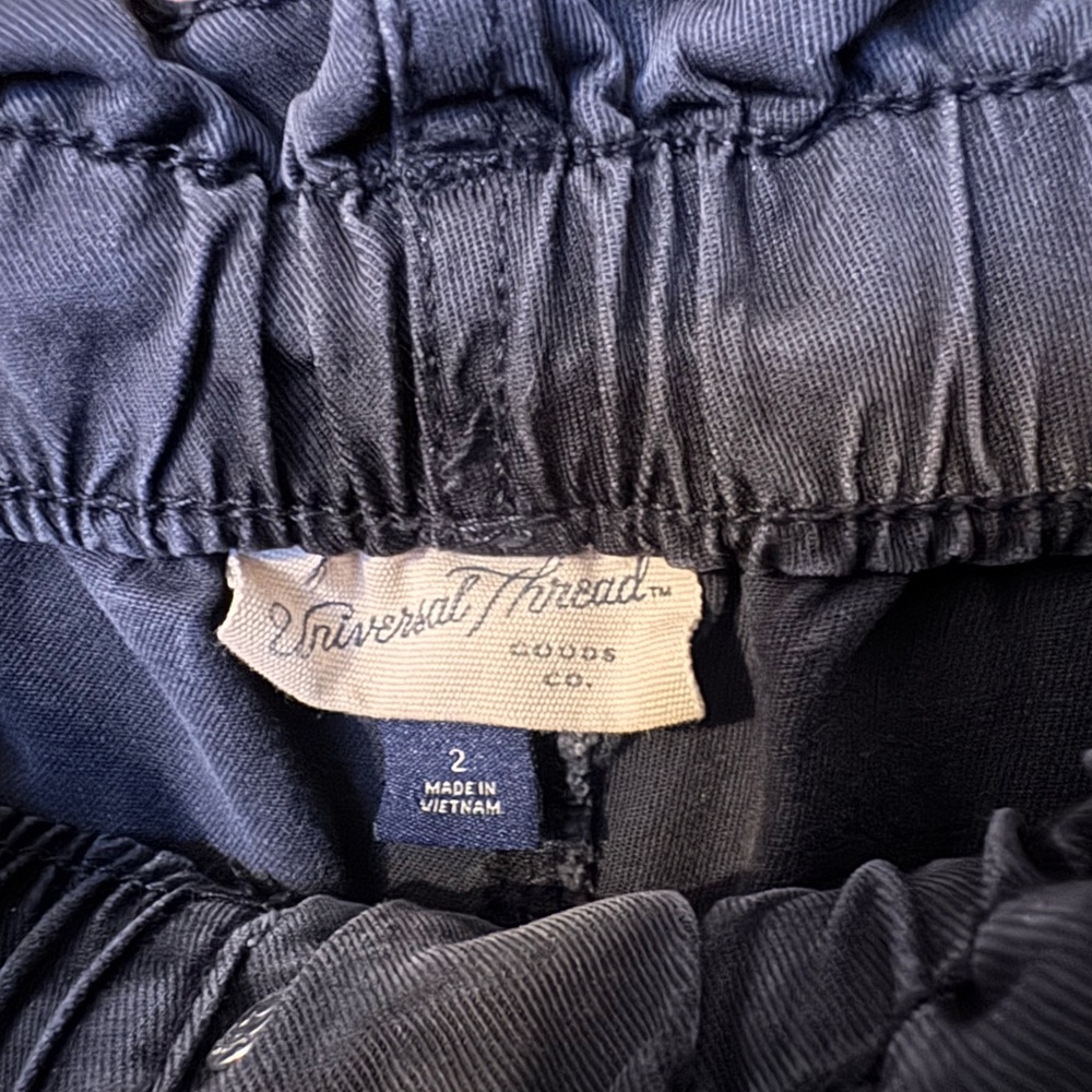 Universal thread pants - Picture 3 of 3